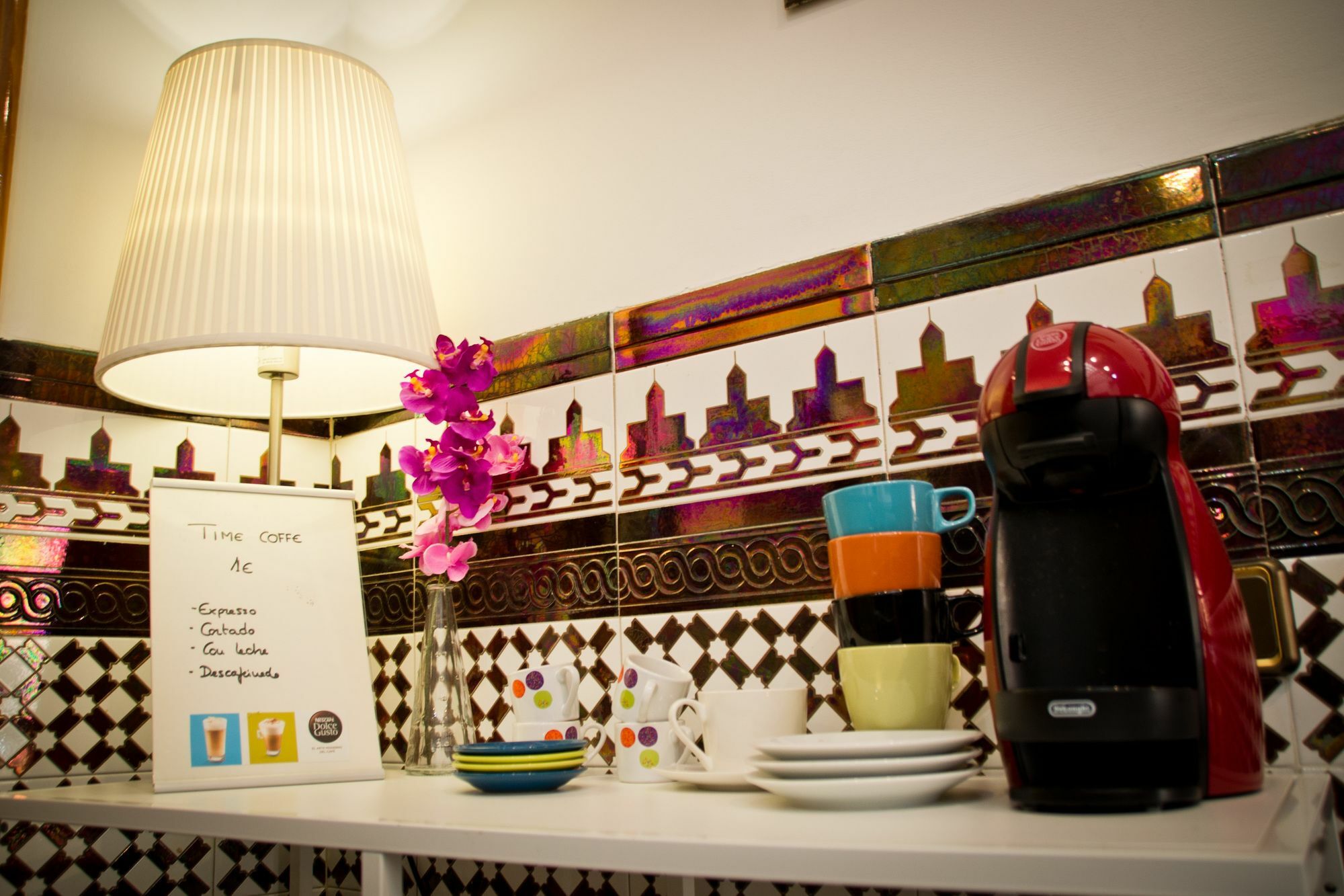 Hostal La Muralla Seville Ngoại thất bức ảnh